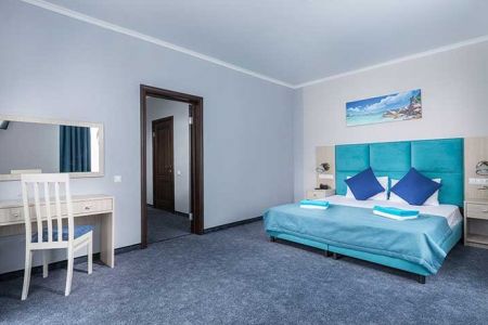 Family 3-местный (с балконом)